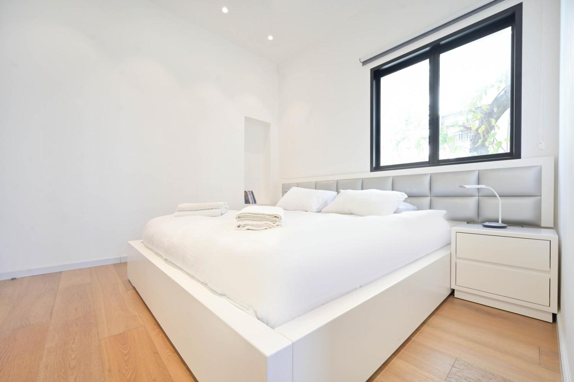 Modern 3br Next To The Sea By Holyguest Tel Aviv